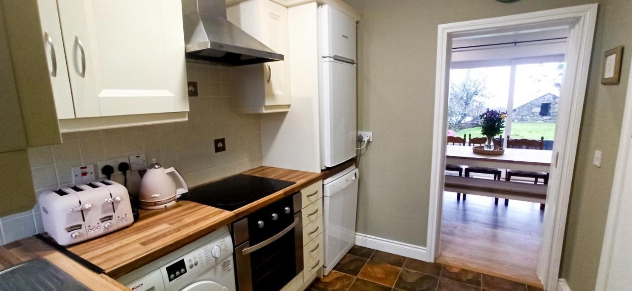 Atlantic Way Cottage ゴールウェイ エクステリア 写真